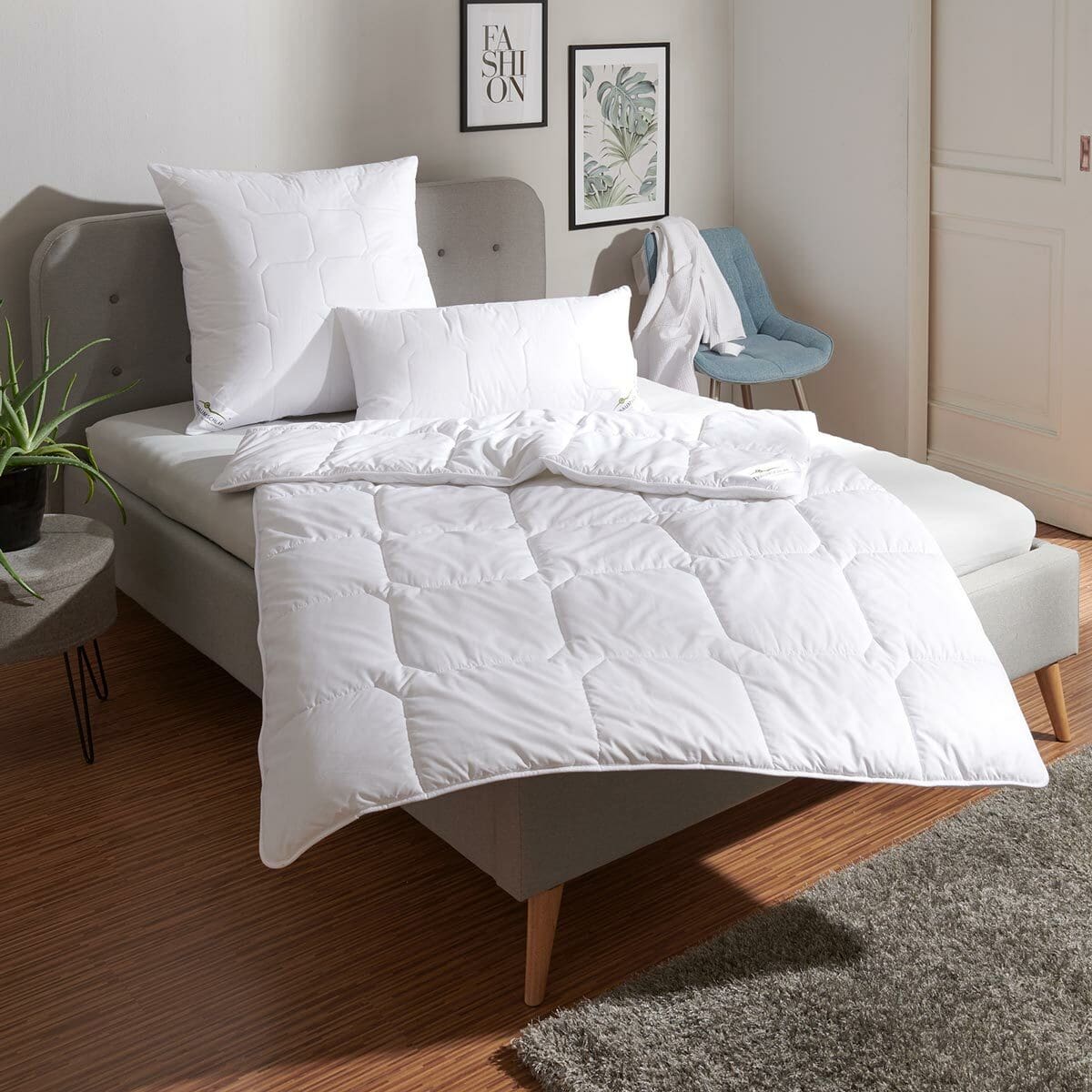 Traumschlaf Thinsulate Bettdecke warm, Füllung: 100% 3M Thinsulate Faser  günstig online kaufen bei Bettwaren Shop