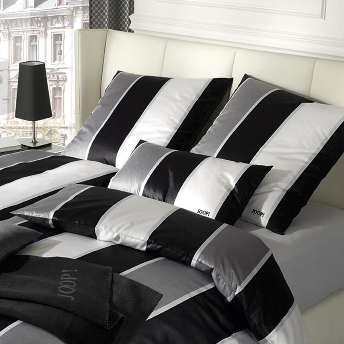 JOOP Bettwäsche Lines black_1