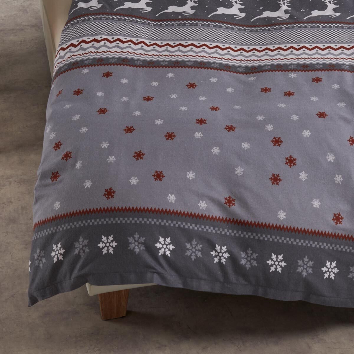 Traumschlaf Biber Bettwäsche Winterland rot_2