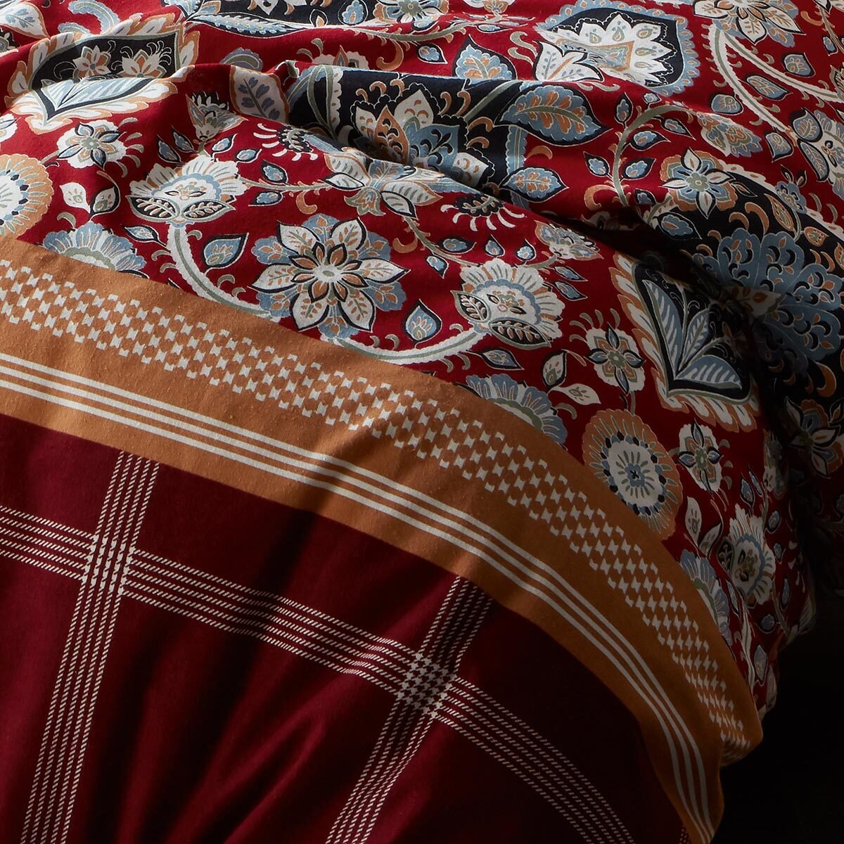 Traumschlaf Feinbiber Bettwäsche Aspen Ornament beere_2